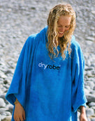 Simply-Swim-DR-V3-L-SS-OCT-CB-cobalt-blue-COTTON-DRYROBE_model