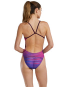 Tyr-PO4066-W-cutout-Azama-695-pink_back