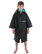 Dryrobe Childrens Advance Short Sleeve Robe - 5-9 yrs/Black/Blue - Front